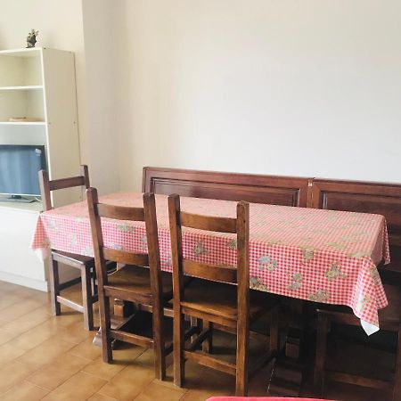 Casa Anna Apartment Perledo Екстериор снимка